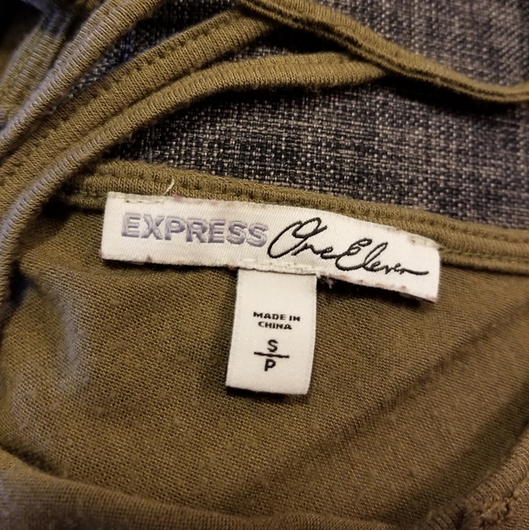 Express Style Tank - Picture 2 of 2